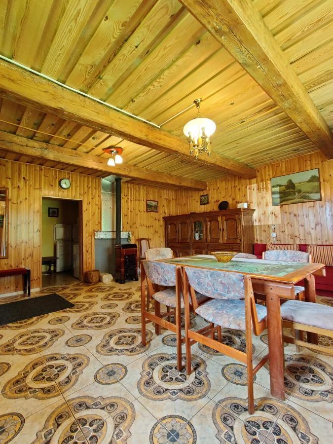 Zalioji Villa Padustis Exterior photo